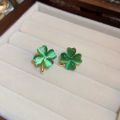 Fashion Korean Style Green Heart Clover Stud Earrings for Women Temperament Girls Jewelry for Lady.