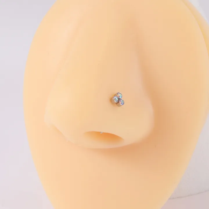 1PC%20316L%20Surgical%20Steel%20Nose%20Stud%20CZ%20Crystal%20Screw%20Nose%20Piercing%20Retainer%20Holder%20Flower%20Nose%20Bone%20Ring%20Body%20Piercing%20Jewelry%20-%20Image%204