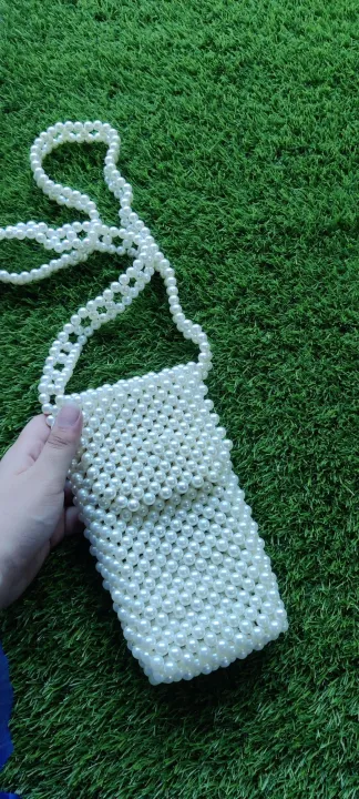 Pearls%20PhoneCase%20HandBag%20-%20Image%202