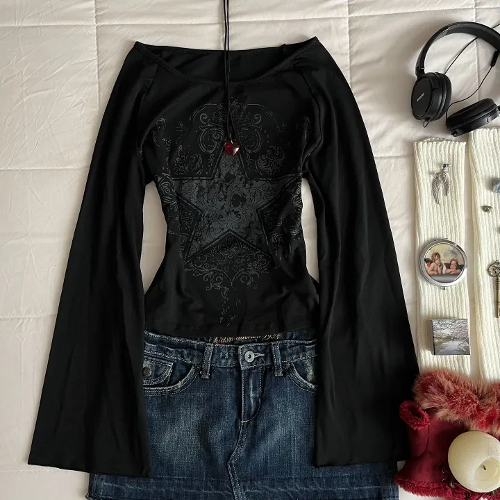 Y2K%20Grunge%20Emo%20Pattern%20Top%20Suitable%20for%20Autumn%20E-Girls%20Millennium%20Style%20Women's%20Aesthetic%20Gothic%20Printed%20Loose%20Long%20Sleeve%20T-shi%20-%20Image%202