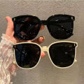 Korean style black couple glasses Big Frame Fashion sunglasses UV400 two UV protection reflective. 