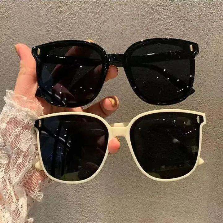 Korean%20style%20black%20couple%20glasses%20Big%20Frame%20Fashion%20sunglasses%20UV400%20two%20UV%20protection%20reflective%20-%20Image%2010