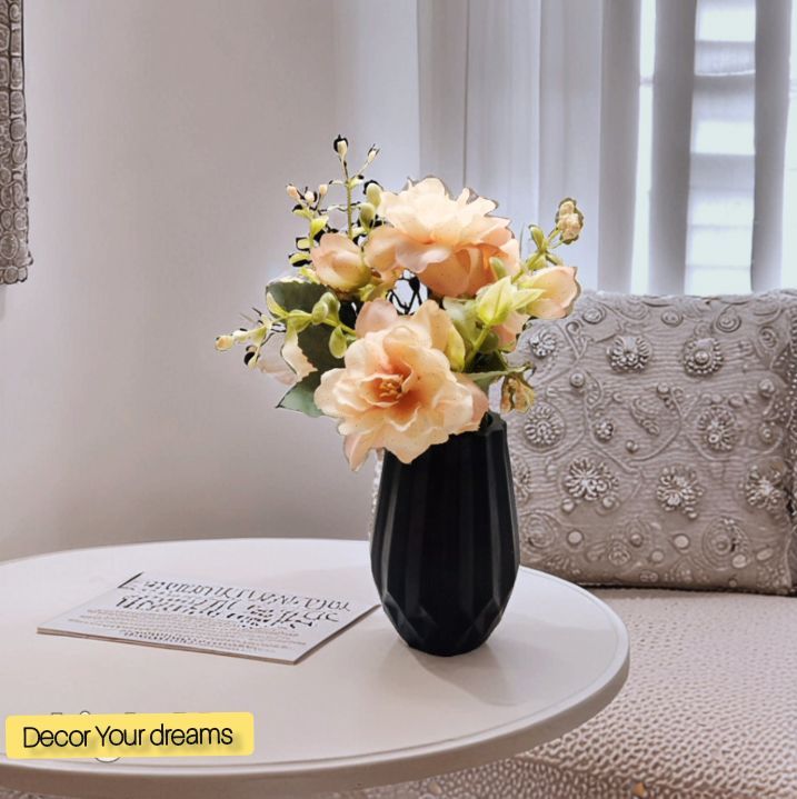 Home decor vase with flowers aragmant diamond shape design vase for flowers product size 11.5cm