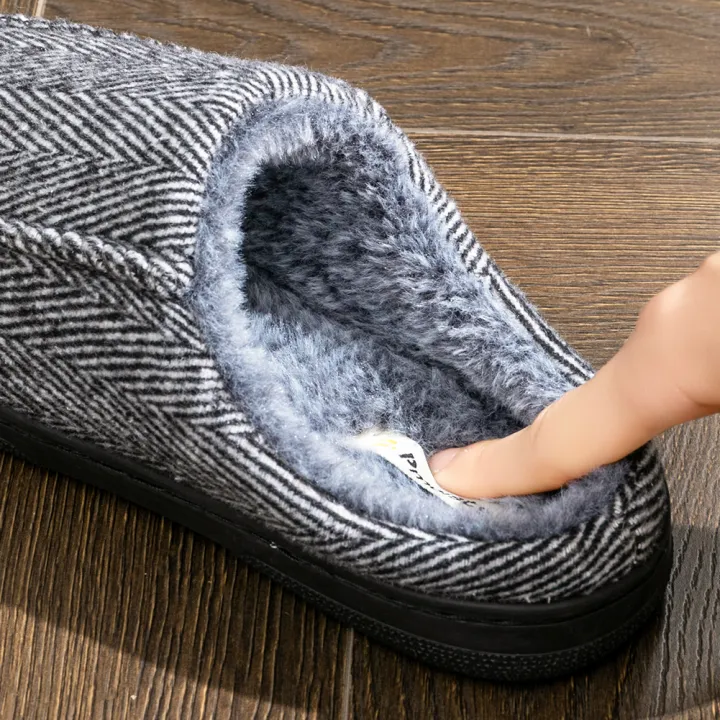 Luxury%20Woolen%20Slippers%20for%20Men%20With%20TPR%20Sole%20Memory%20Foam%20Platform%20Warm%20Soft%20Cushion%20Non%20Slip%20Plaid%20Design%20House%20Shoes%20-%20Image%204