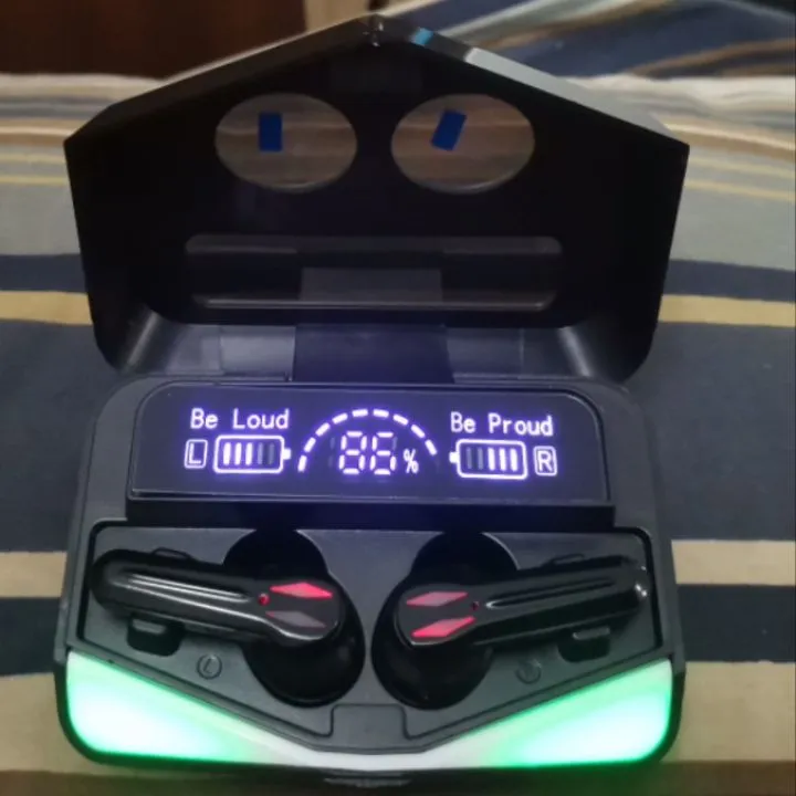 M28%20TWS%20Original%20Premium%20quality%205.1%20Wireless%20Gaming%20Earbuds%20-%20Image%202