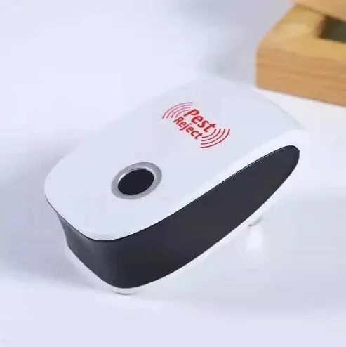 Ultrasonic%20Pest%20Repellent%20Plug-In%20-%20Effective%20Indoor%20Insect%20Control%20For%20Mosquitoes,%20Mice,%20Spiders,%20Ants,%20Cockroaches%20-%20Child-Saf%20-%20Image%207
