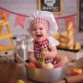 2pcs Baby Chef Costumes Newborn Photography Outfits Cute Gingham Apron and Hat, Infant Photo Props for Role Play & Studio Shoot. 