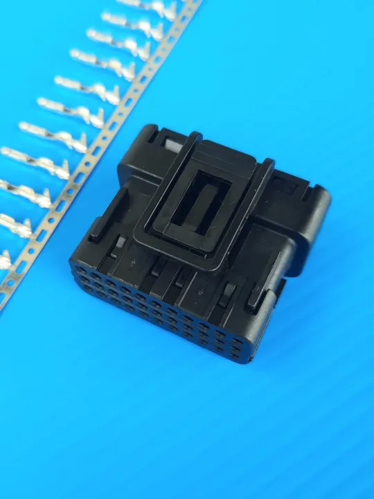 ECU-HONDA plug, 33P (packing 1 set with terminal)