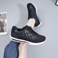 Spring Women's Sneakers Fashion Ladies Vulcanize Shoes Outdoor Running Walking Female Shoes Comfort Lightweight Sneakers Size 41. 