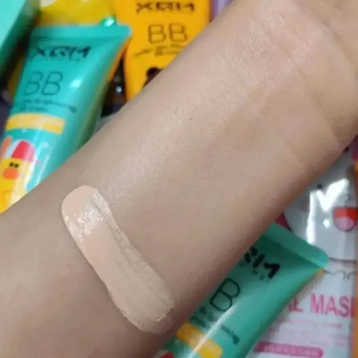 XQM%20Brightening%20&%20Flawless%20BB%20Cream%20to%20Naturally%20Luminous%20Skin%20-%20Image%202