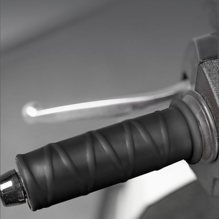 High%20Elastic%20Silicone%20Motorcycle%20Handlebar%20Grip%20Cover%20Universal%20for%20Scooter%20Electric%20Bike%20Anti-Slip%20Wear-Resistant%20Comfortable%20-%20Image%204