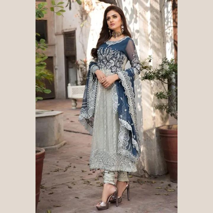 Rang-e-Bahar%20party%20and%20wadding%20wear%20Embroidered%20Crinkle%20Chiffon%20dress%20-%20Image%203