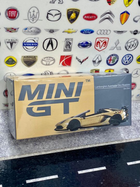 Mini%20GT%20#%20%20363%20Lamborghini%20Aventador%20SVJ%20Roadster%20in%20Oro%20Elios%20(golden)%20with%20safe%20box%20sealed%20unit%20Diecast%20Matel%20Toys%20Gifts%20for%20kids%20&%20collectors%20in%201/64%20Scale%20-%20Image%205