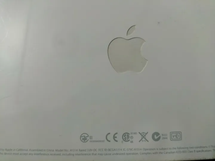 Magic%20keyboard%20Apple%20import%20from%20UK%20blutooth%20-%20Image%203