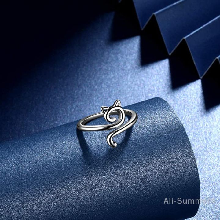 Adjustable%20Size%20Yarn%20Ring%20Cat%20Ears%20Crochet%20Ring%20Beginner%20Knitting%20Crocheting%20Loop%20Thread%20Wrapped%20Rings%20Tension%20Regulator%20Tool%20-%20Image%203