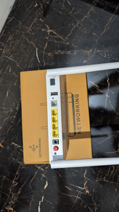 Huawei%20HG8245H%20XPON%20WiFi%20Router%20%7C%201GE%20+%203FE%20%7C%20High%20Speed%20FTTH%20%7C%20Router%20Long%20Range%20-%20Image%204