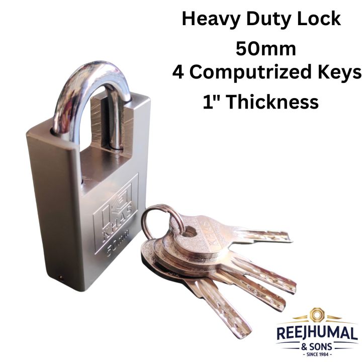 Khas%20Padlock%2050mm%20Heavy%20Duty%20Brass%20Lock%20%7C%20Original%20Desi%20Lock%20/%20Desi%20Tala%20%7C%20Strong%20Security%20Lock%20with%204%20Keys%20for%20Home,%20Shop,%20Trunk%20&%20Shutter%20-%20Image%204