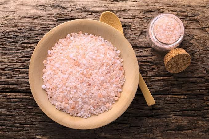 Himalayan Pink Salt: A Touch of Flavor and Minerals