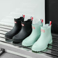 1 Pair of Women's Short Rain Boots, Pvc Non-Slip Water Shoes, Outdoor Waterproof Shoes, Fashionable Women's Water Boots. 