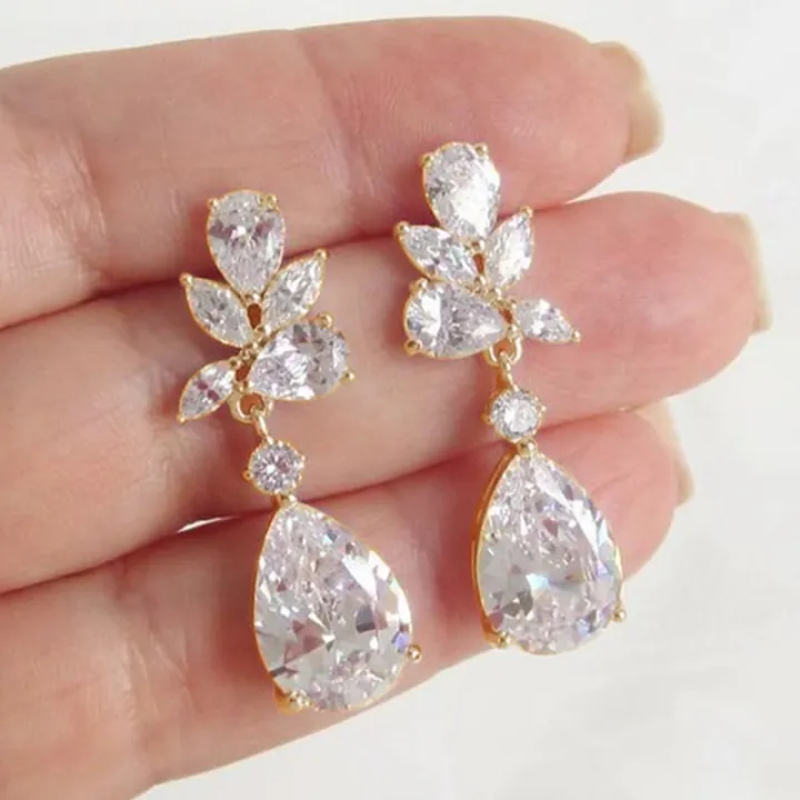 Huitan%20Crystal%20Drop%20Earrings%20with%20Bling%20Bling%20Cubic%20Zirconia%20Temperament%20Women%20Earrings%20High%20Quality%20Silver%20Color%20Trendy%20Jewelry%20-%20Image%205