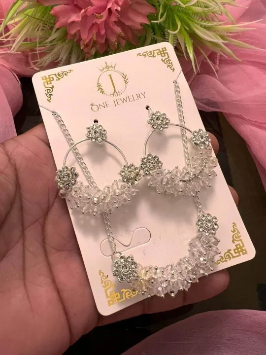 Imran%20collection1%20-%20Decent%20gajra%20And%20Charming%20locket%20Set%20Necklace%20With%20Earrings%20For%20Girls%20and%20Woman%20-%20Image%203