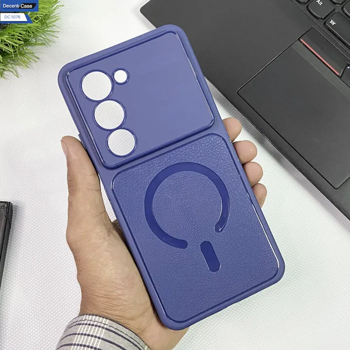 Redmi%2015%20Cover%20-%20Black%20-%20Luxury%20MagSafe%20Design%20Silicone%20Back%20Case%20-%20Image%203