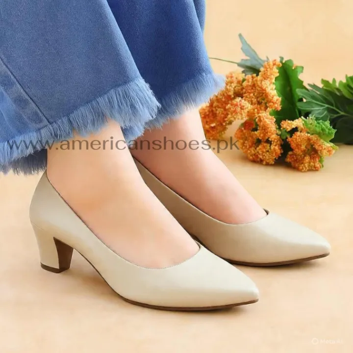 American%20Block%20Heel%20Pumps%20&%20Court%20Shoes%20Classic%20Design%20Elegant%20Heels%20for%20Everyday%20Wear%20European%20Coat%20Shoes%20-%20Image%202