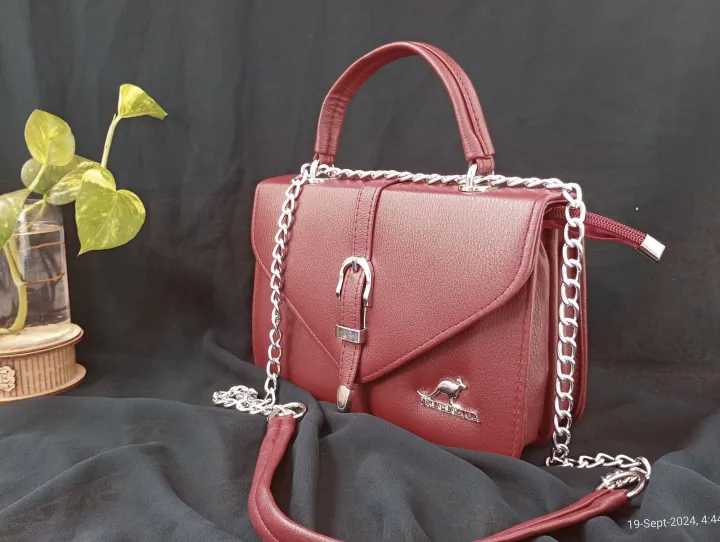 Premium%20Leather%20Side%20Bag%20-%209x6x4%20inch%20-%20Imported%20Quality%20-%20Image%205