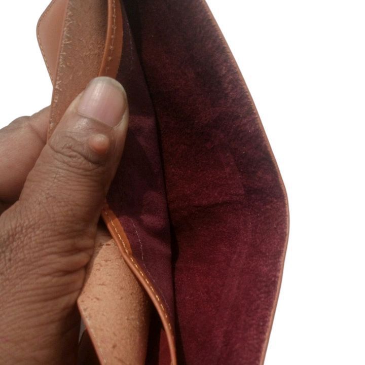 Genuine%20Cow%20Leather%20Summer%20Wallet%20for%20Men%20-%20Classic%20Stylish%20Long%20Pattern%20Design%20with%20Export%20Quality%20Finish%20-%20Image%208