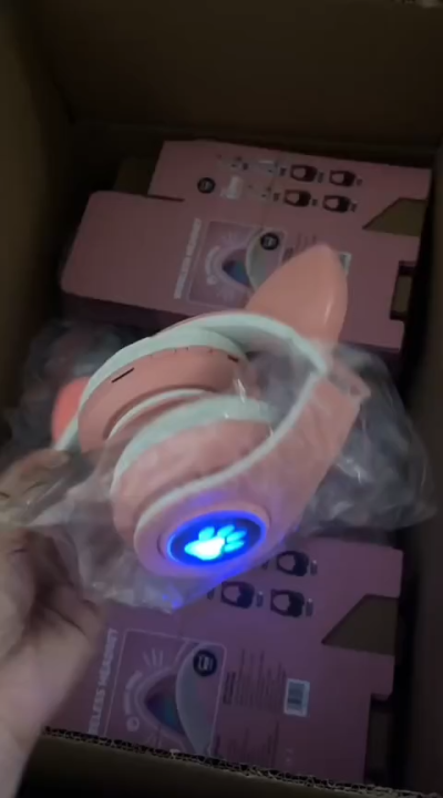 CAT STN-28 Over Ear Music Headset Glowing Ear Headphones Foldable Wireless BT5.0 Earphone with Mic AUX IN TF Card MP3 Player Colorful LED Lights for PC Laptop Computer Mobile Phone
