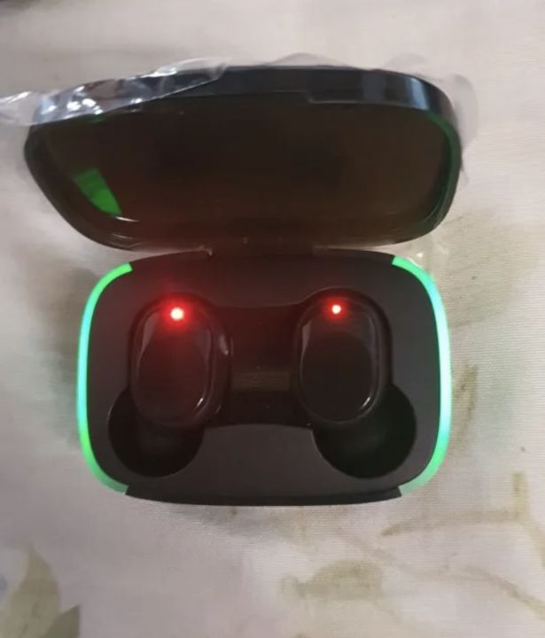 Y60%20earbuds%20wireless%20/%20high%20quality%20sound%20good%20battery%20timing%20/%20wireless%20earbuds%20/%20y60%20earbuds%20-%20Image%203