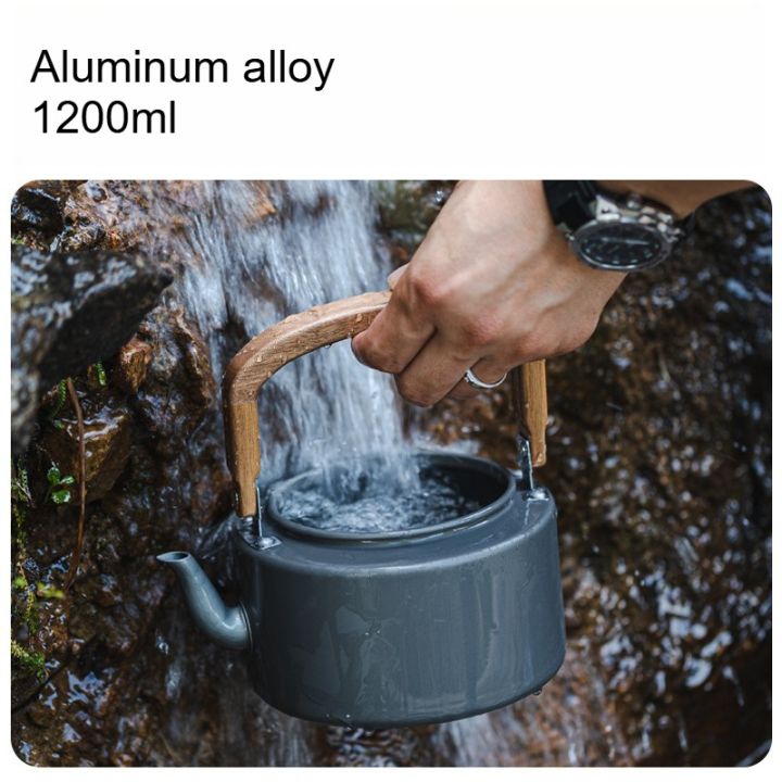 1.2L%20Lightweight%20Aluminum%20Alloy%20Camping%20Kettle%20with%20Wooden%20Handle%20Black%20And%20Gray%20Portable%20Outdoor%20Cooking%20Pot%20-%20Image%204