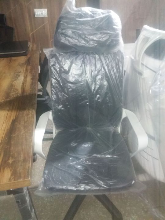 office%20revolving%20chair%20-%20Image%207