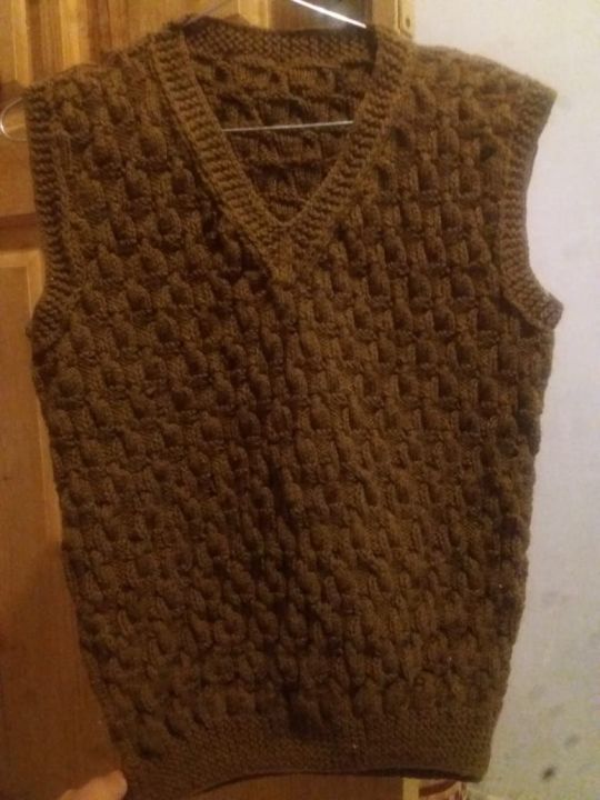 handmade woolen sweater for boys of all age
