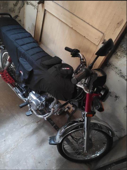 Water%20Proof%20Bike%20Seat%20Cover%20For%2070,%20125,%20100cc%20and%20Pridor,%20-%20Image%203