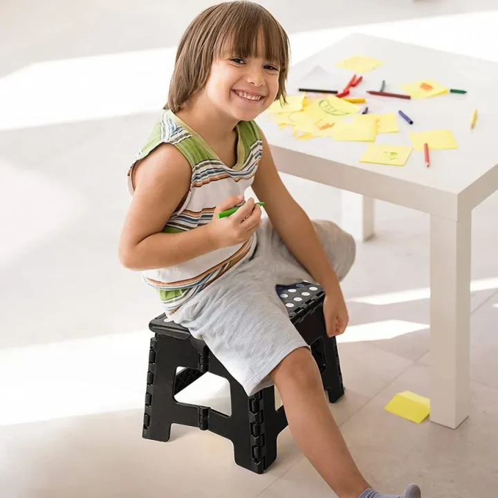 Folding%20Stool%20Extra%20Thick%20Plastic%20Portable%20Seat%20for%20Bathroom%20Shower%20Garden%20and%20Outdoor%20Compact%20Storage%20Design%20-%20Image%204