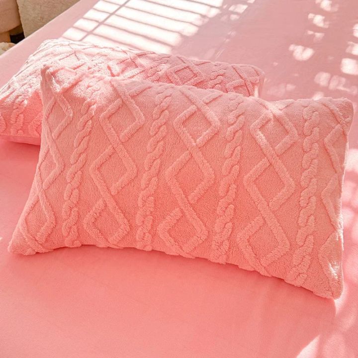 Milk%20Fleece%20Winter%20Thickened%20Pillowcase%20Bedding%20Coral%20Fleece%20Simple%20Luxury%20Winter%20Warm%20Soft%20Pillows%20Cover%20-%20Image%205