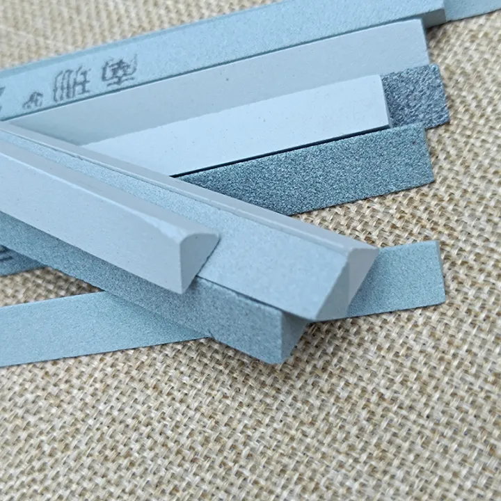 2/3PCS%2080-3000#%20Triangle%20Oil%20Stone%20Green%20Silicon%20Carbide%20Sand%20Rod%20Grinding%20Block%20Ceramic%20Jade%20Triangle%20Knife%20Sharpener%20Tool%20-%20Image%204