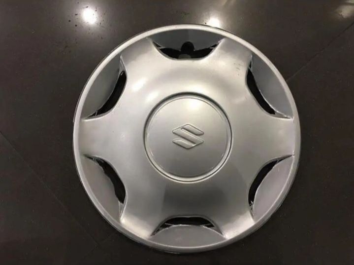 Suzuki%20Mehran%20Rim%20Plastic%20Covers%20Complete%204%20Wheel%20Set%20For%2012%20Inch%20All%20Tyres%20-%20Image%202