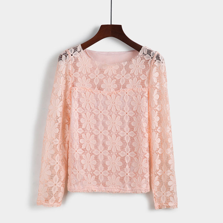 Women's%20form-fitting%20long-sleeved%20lace%20blouse%20with%20a%20feminine%20silhouette%20plus%20size%20clothing%20-%20Image%204