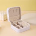1pcs Portable Jewelry Storage Box Travel Storage Organizer Jewelry Case Earrings Necklace Ring Jewelry Organizer.