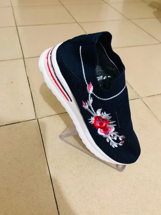 Female%20and%20Ladies%20Cotton%20Sneakers%20%7C%20Womens%20Regular%20Useable%20Walking%20Keds%20%7C%20Flower%20Sneakers%20-%20Image%204