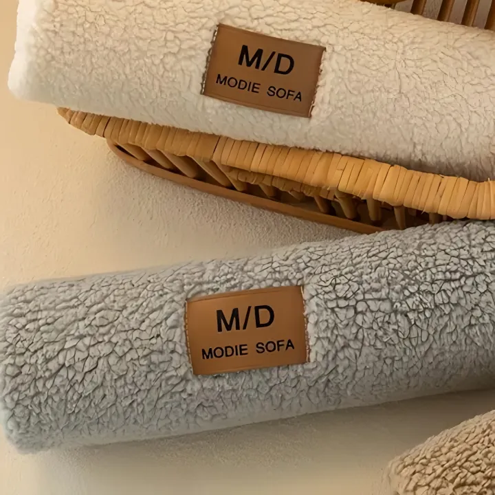 Solid%20Sherpa%20Anti-Slip%20Sofa%20Cover%20with%20PU%20label%20Decor%20for%20Living%20Room%20Coush%20Seat%20Cover,%20Universal%20Sofa%20Slipcover%20Furniture%20Towel%20-%20Image%203