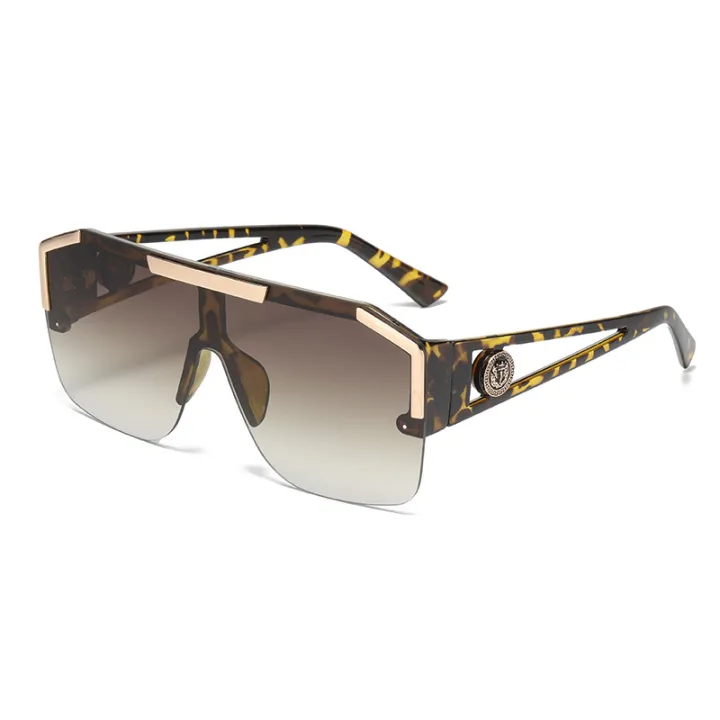 New%20Lion%20Head%20Integrated%20Sunglasses%20Trendy%20Large%20Frame%20Sunglasses%20Female%20Personalized%20Hollow%20Leg%20Sunglasses%206922%20-%20Image%204