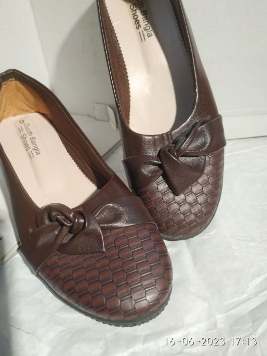 Ladies%20Full%20Lofar%20%7C%20Exclusive%20Design%20Ladies%20Full%20Shoe%20Lofar%20Cutting%20for%20Women%20and%20Girls%20%7C%20Chocolate%20and%20Black%20Color%20Ladies%20Lofar%20Shoes%20-%20Image%206