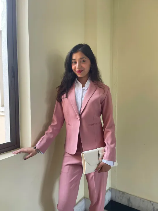 Boss%20Lady%20Single%20Breasted%20Classic%20Pink%20Formal%20Blazer%20For%20Women%20-%20Image%202