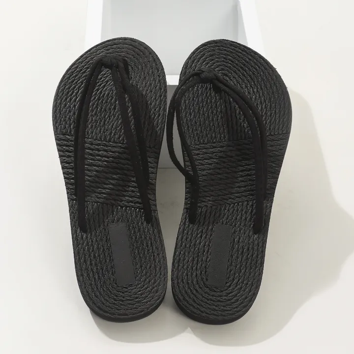 Ladies%20student%20fashion%20trend%20features%20pure%20black%20double%20strap%20anti-slip%20wear-resistant%20soft%20sole%20flip-flops%20-%20Image%205