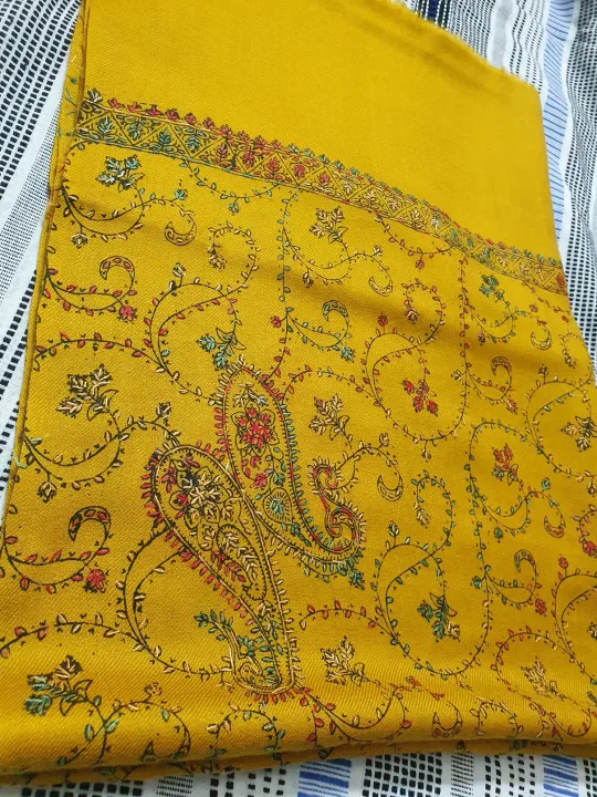 Winter%20Stoler%20Kashmiri%20Hand%20Embroidered%20Stoler%20For%20Women/Girls%20-%20Image%206