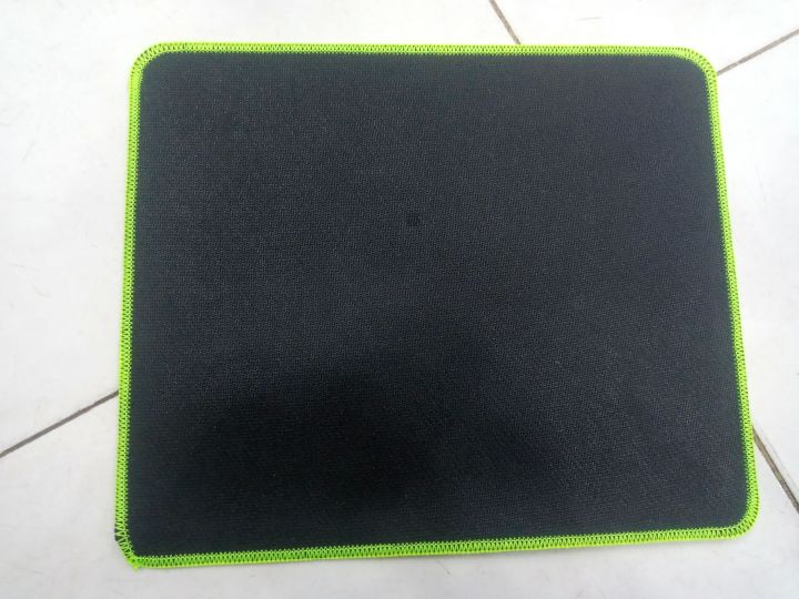 mouse%20pad%20gaming%20and%20normal%20use%20-%20Image%205