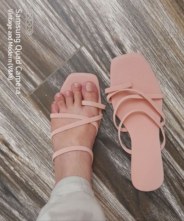 Khaadi%20Sandals%20-%20Image%202